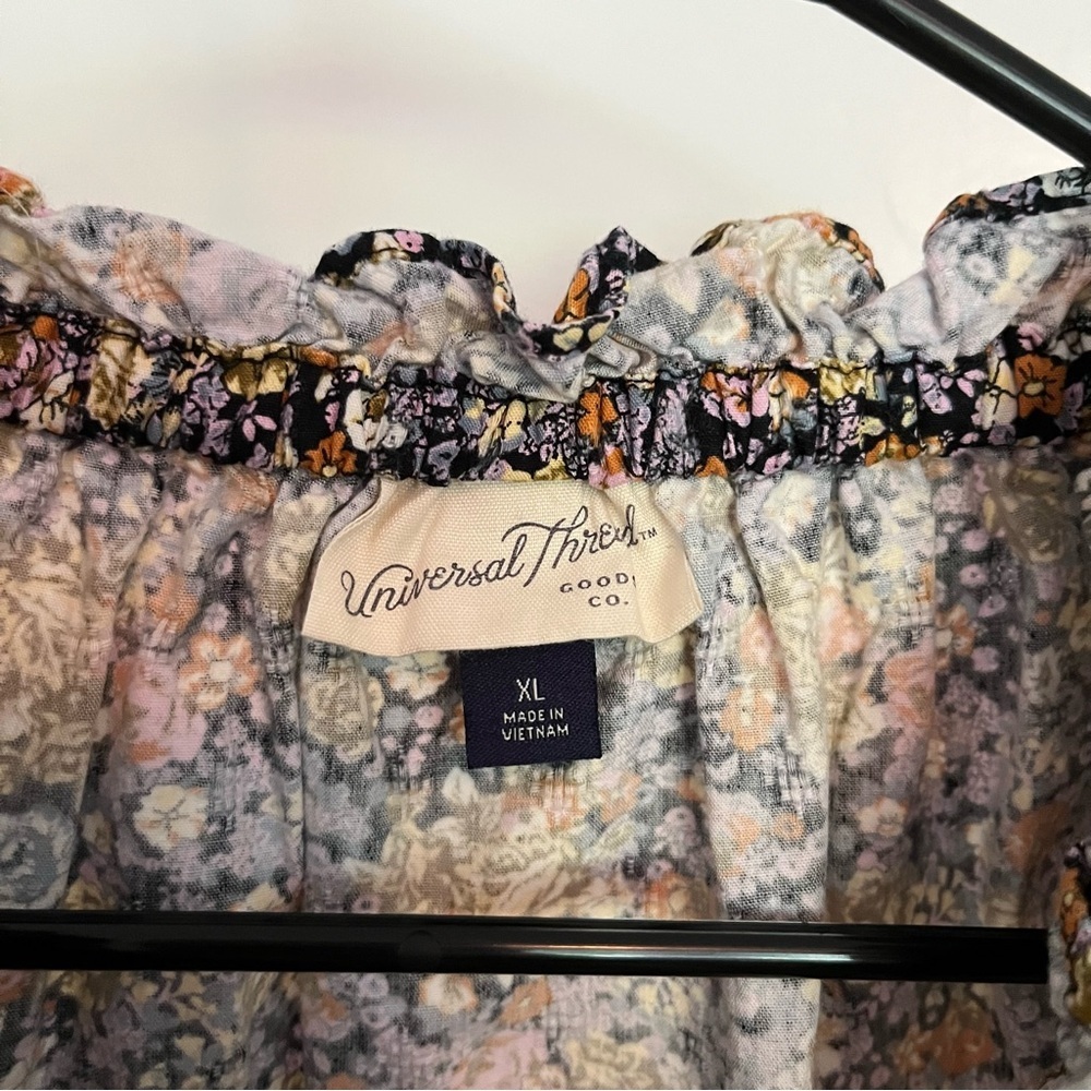 Universal Thread Floral Cottagecore Blouse - Picture 3 of 5